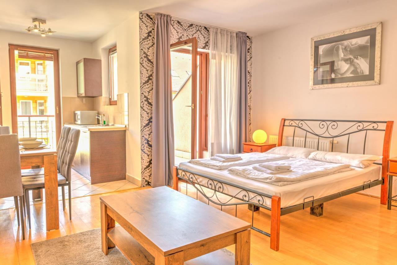 Central Apartments Apartment