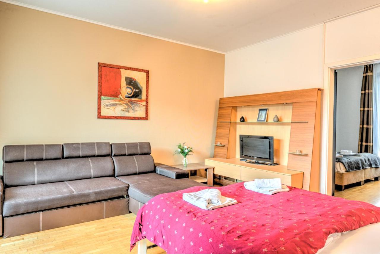 Central Apartments *