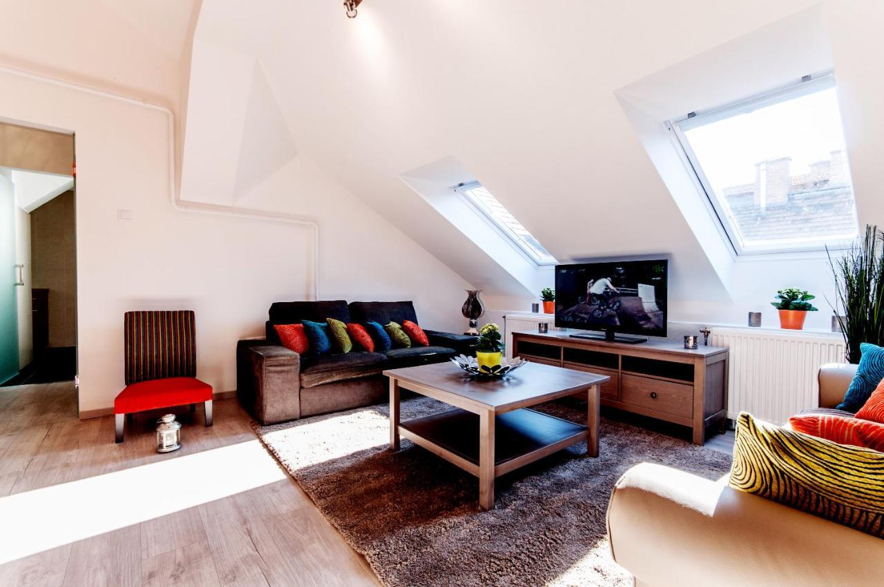 Central Apartments *